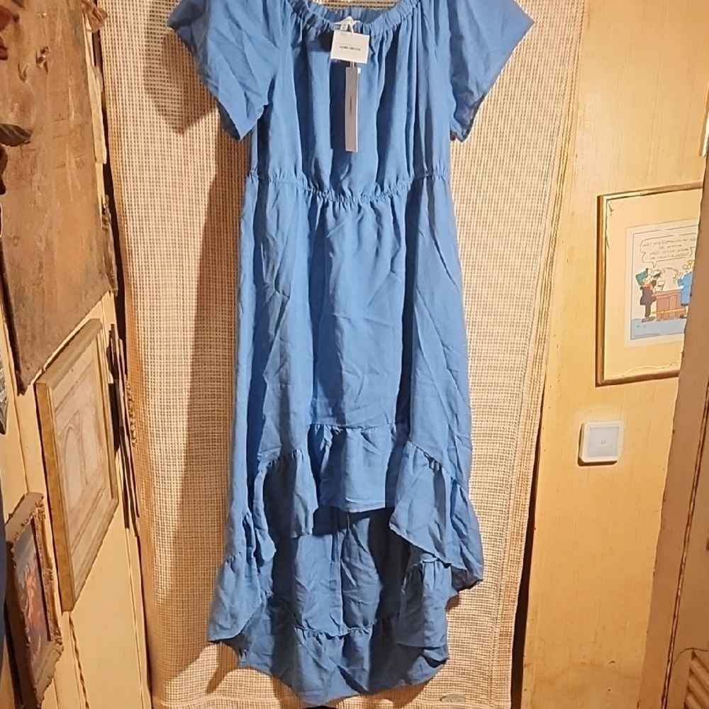 Women's High-Low Ruffle Dress - Blue